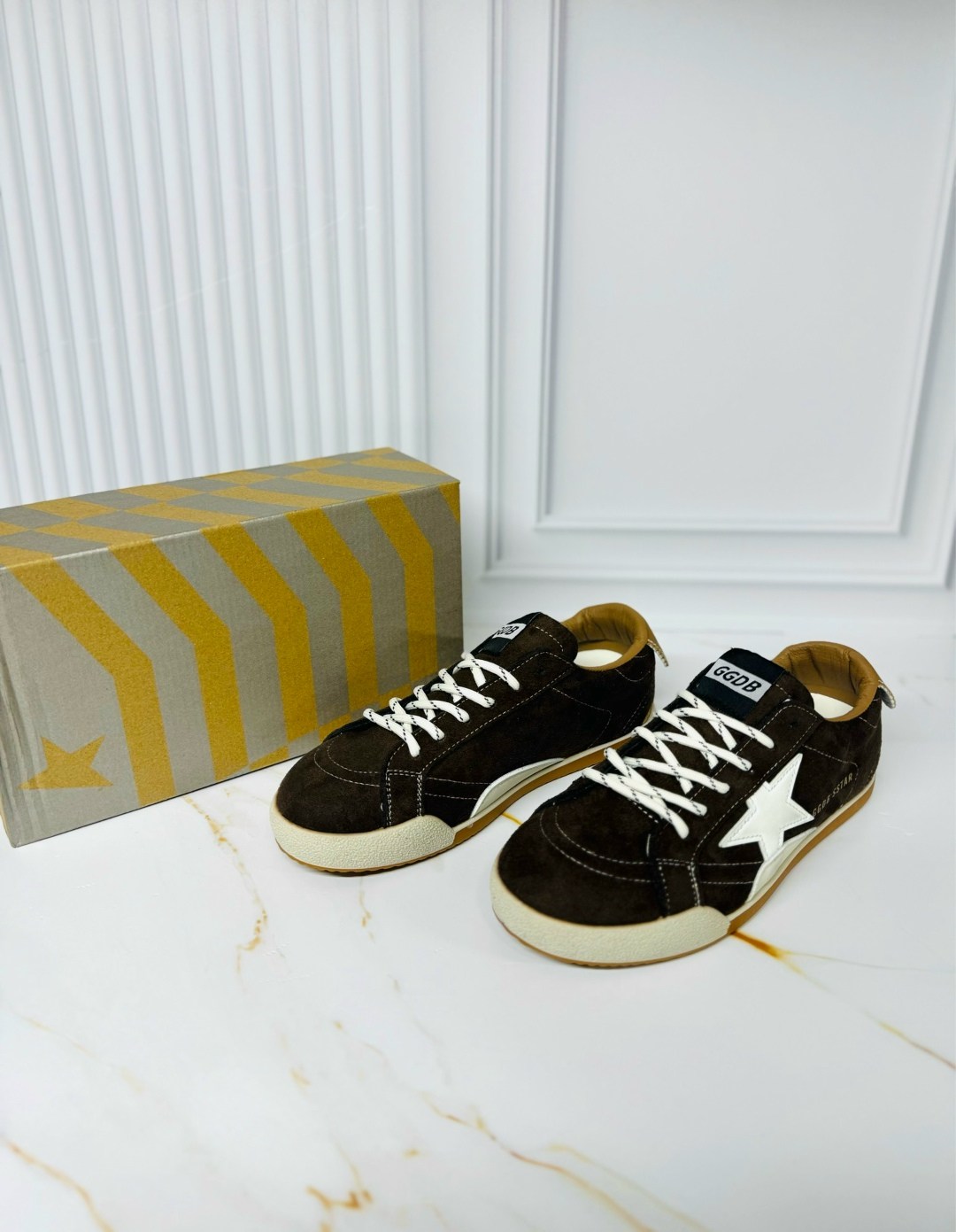 ,кроссовки golden goose,кроссовки женскиe,замшевые кроссовки,повседневная