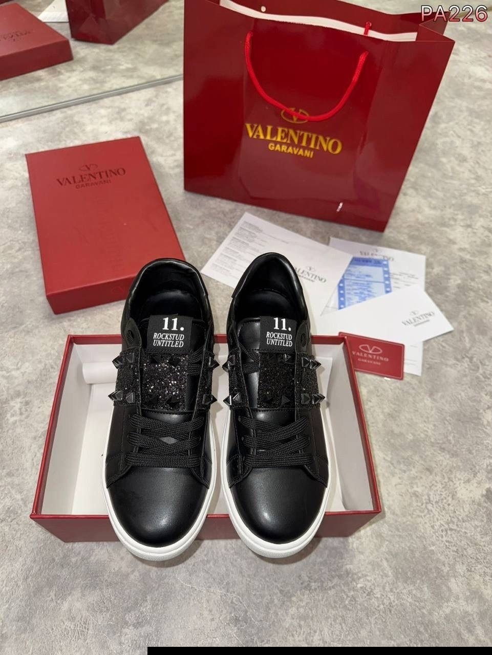 ,кроссовки valentino,valentino sneakers,валентино ,кеды valentino garavani