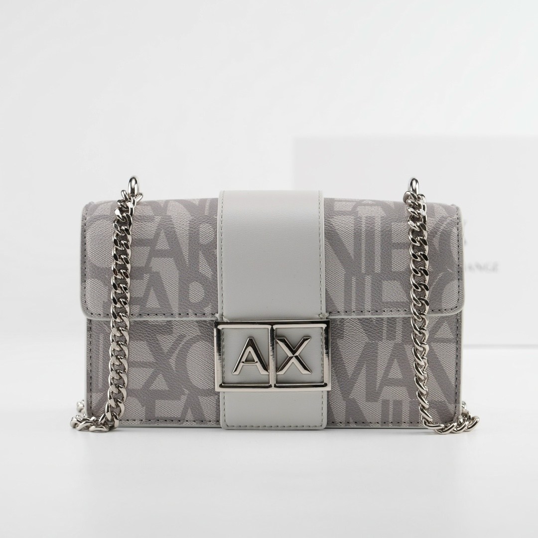 сумка armani exchange,сумка через плечо с логотипом armani exchange,сумки через плечо armani exchange,сумка armani exchange сумка,сумочка armani exchange