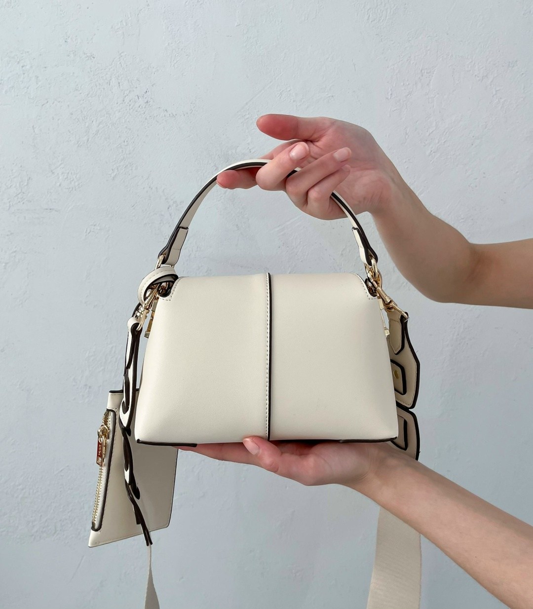 tod's сумка на плечо кросс-боди,сумка tod's,сумки tod's женские,сумка,стильные сумочки