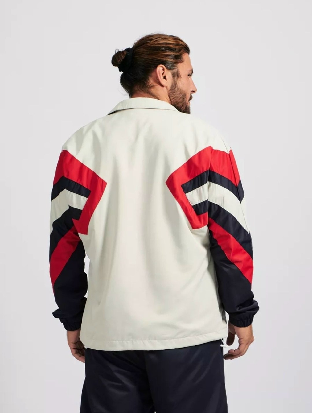 ветровка puma essentials solid windbreaker,ветровка puma,ветровка puma relaxed windbreaker цвет: бежевый,ветровка puma ess solid windbreaker,ветровка puma windbreaker цвет: серый pu053emccf61