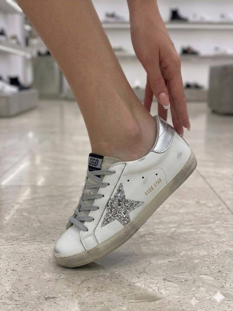 golden goose sneakers,golden goose deluxe brand,golden goose кеды hi star с блестками белый,golden goose shoes,