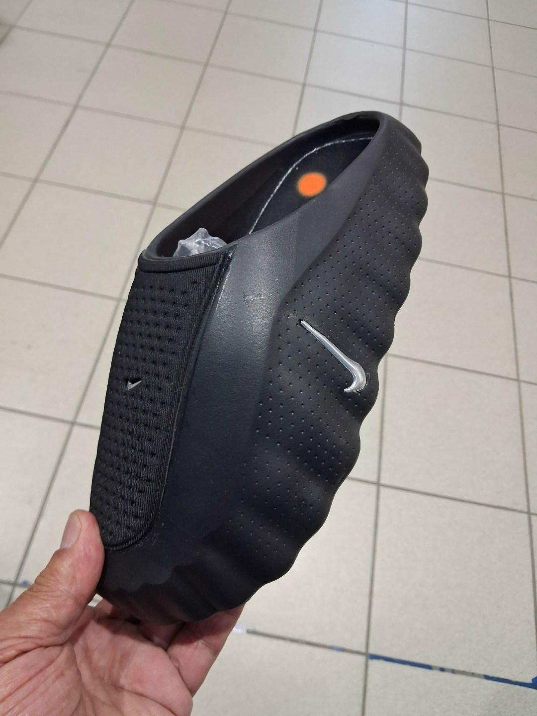 кроссовки,спортивная ,кроссовки nike,обуви,найк тапки