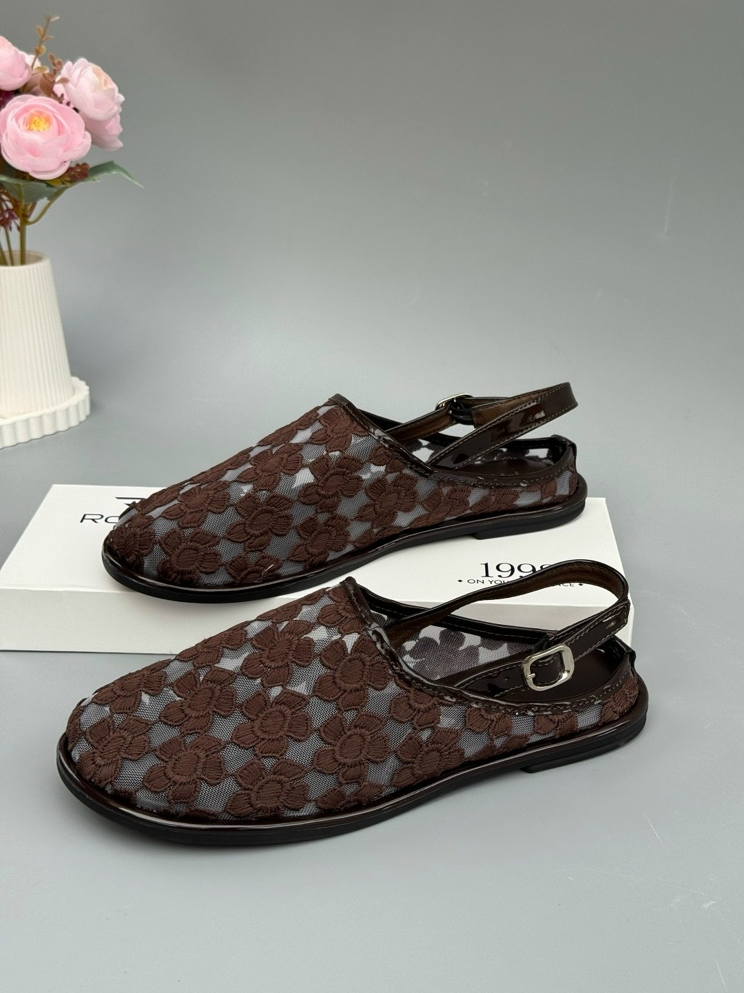 ,мюли louis vuitton,шлепанцы женские louis vuitton,сабо louis vuitton,тапочки гуччи коричневые