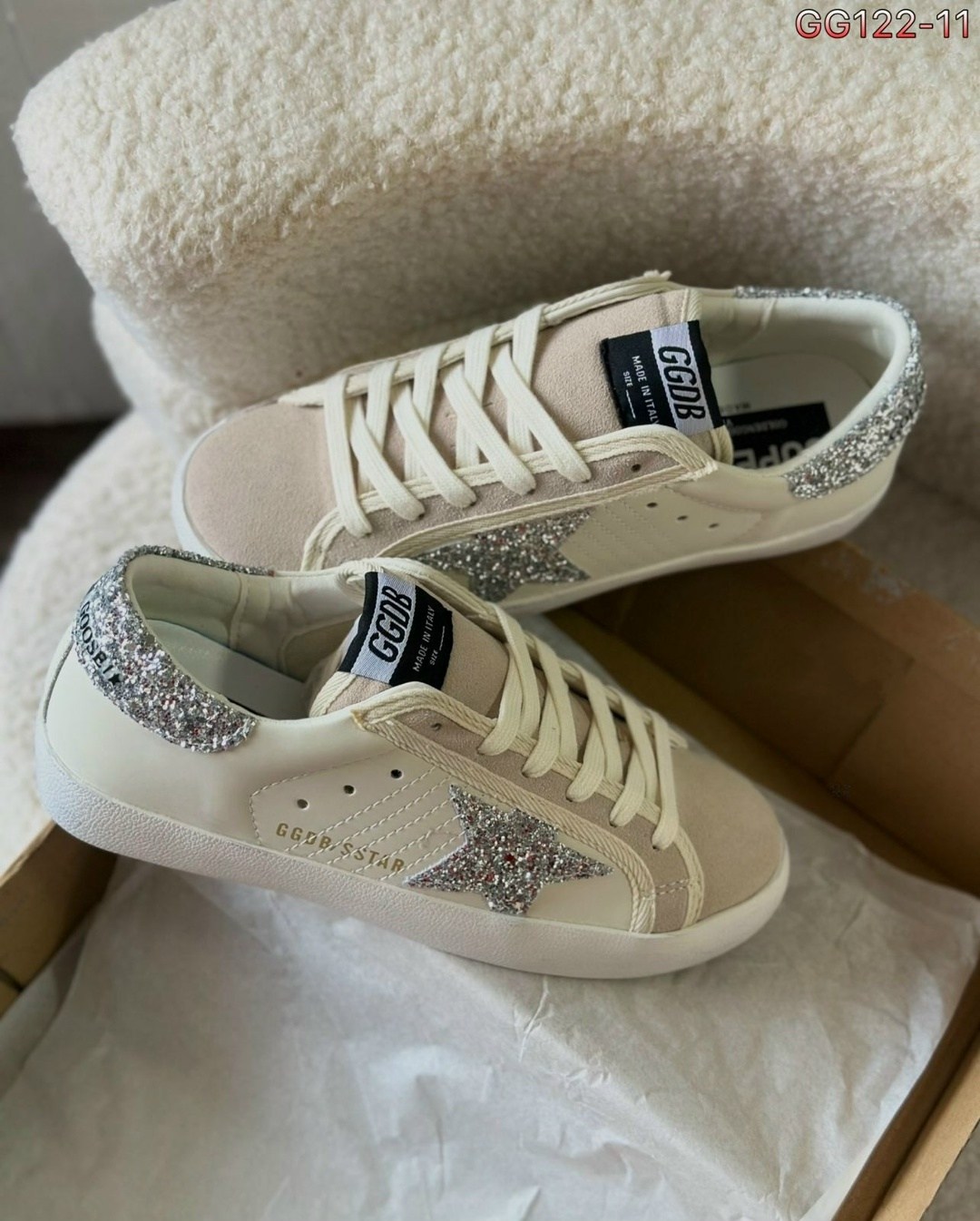 женские кожаные кроссовки golden goose super-star premium - white / silver,кожаные кеды golden goose superstar premium,кроссовки golden goose,golden goose кеды hi star с блестками белый,
