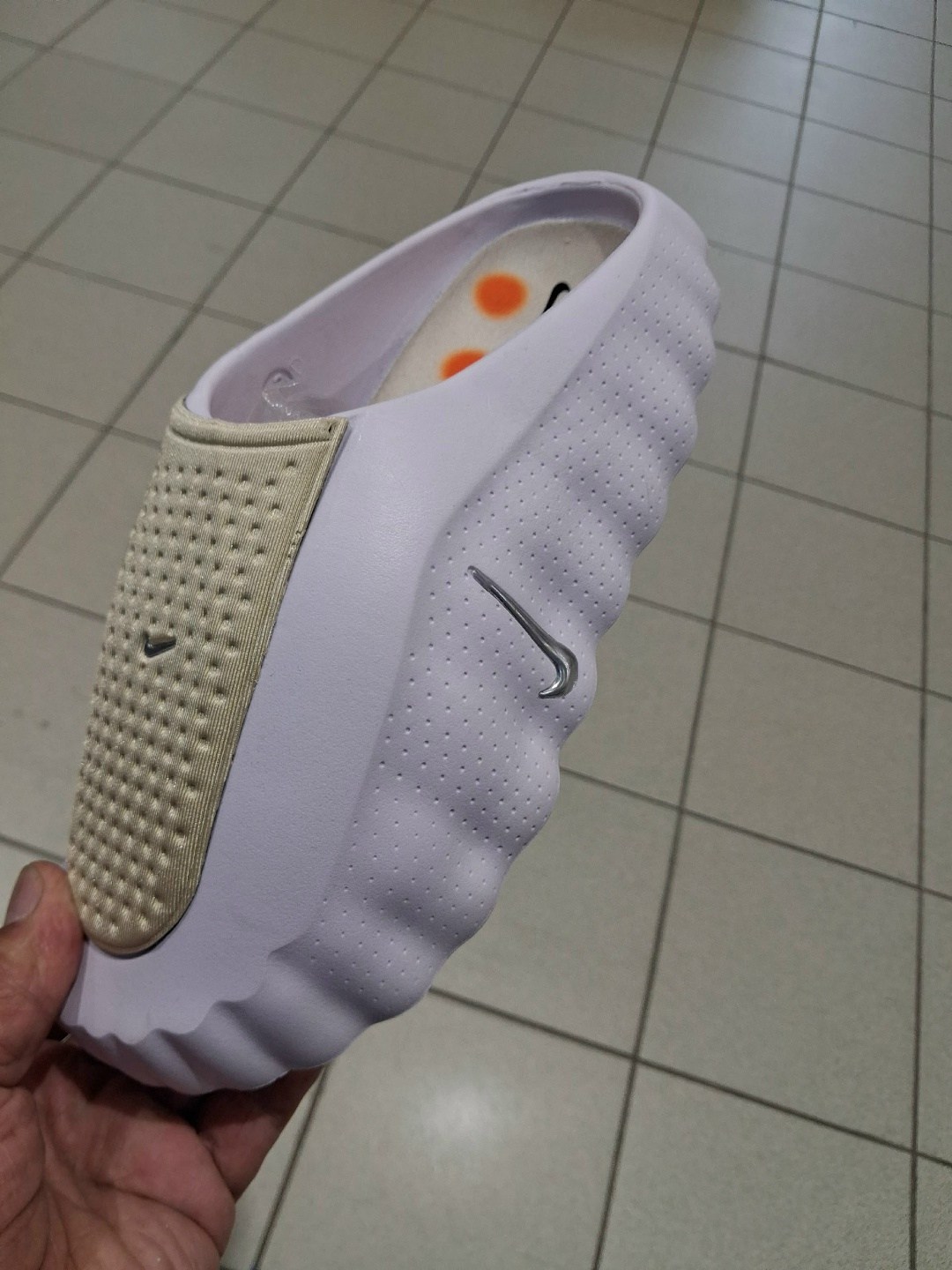 кроссовки,спортивная ,кроссовки nike,обуви,найк тапки