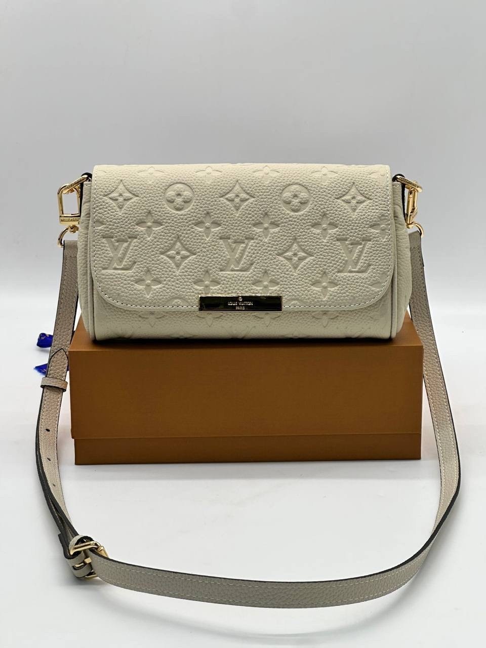 louis vuitton женская сумка,сумкa louis vuitton,сумка клатч женская louis vuitton,луи виттон сумка,сумка клатч louis vuitton
