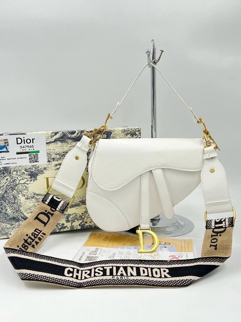 сумка dior седло,dior сумка,сумка кристиан диор седло,женская сумка через плечо dior,сумка dior saddle