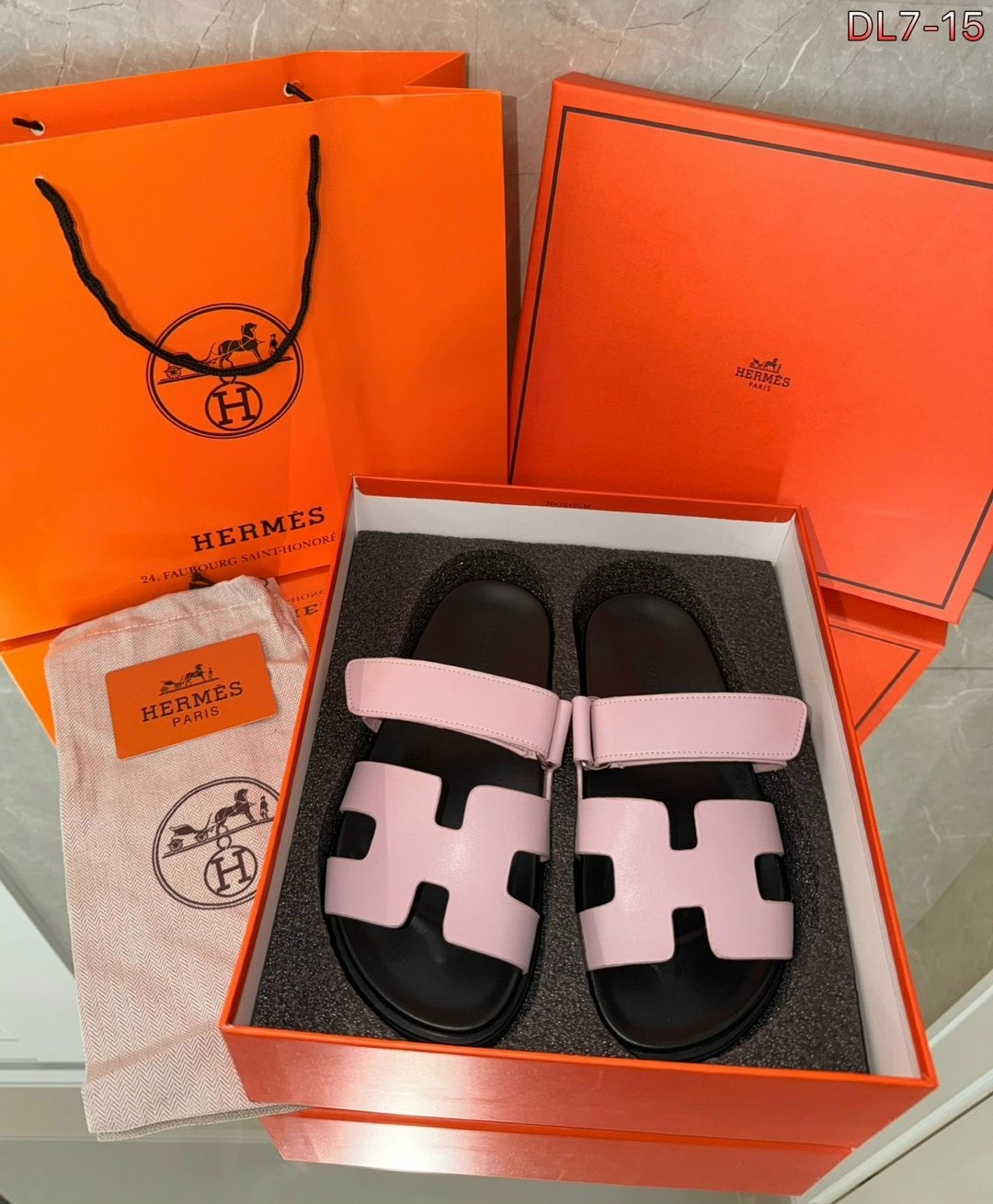 hermes босоножки,hermes шлепанцы,шлепанцы hermes hermes шлепанцы hermes,сандалии hermes,босоножки женские hermes