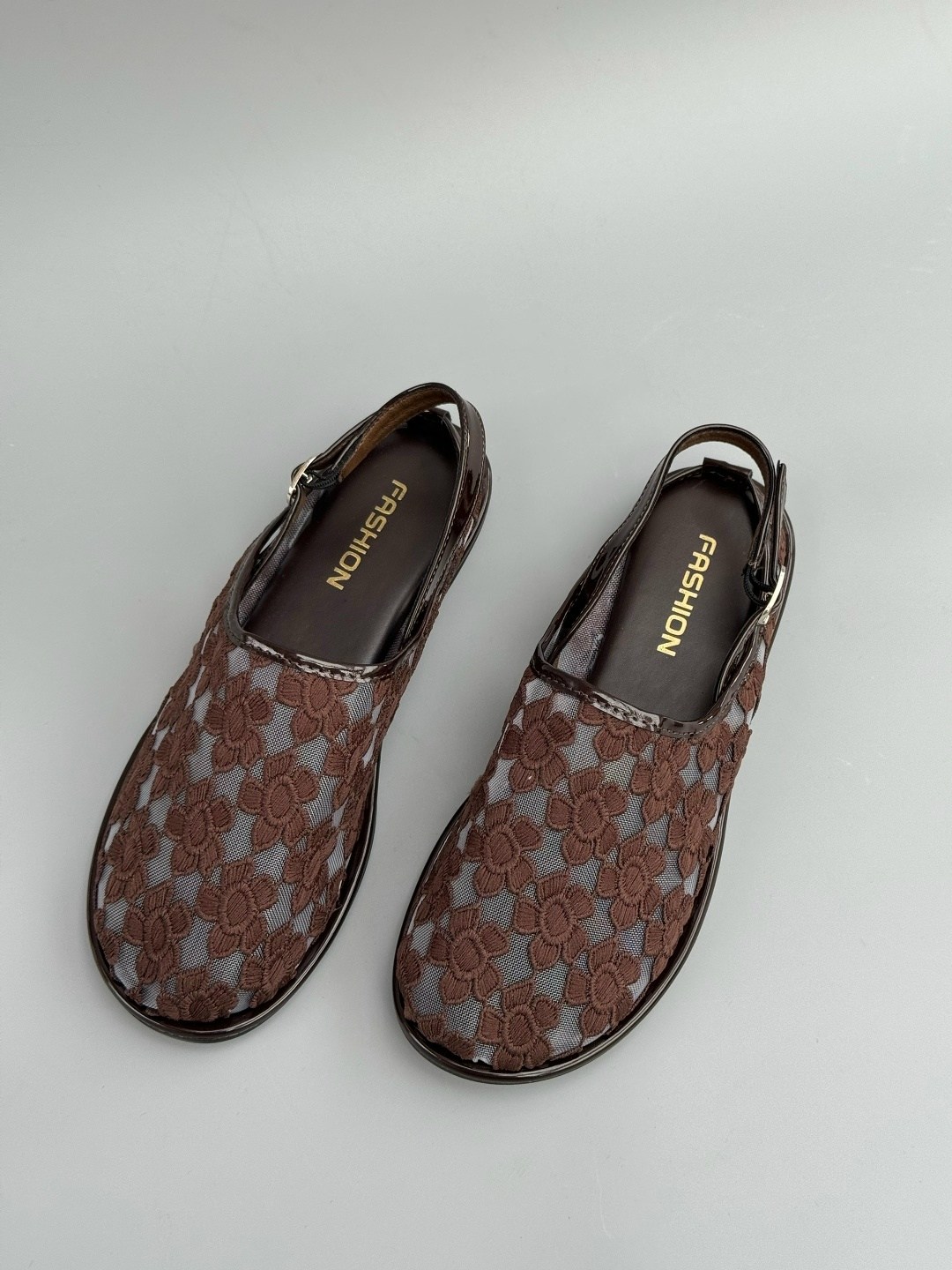 ,мюли louis vuitton,шлепанцы женские louis vuitton,сабо louis vuitton,тапочки гуччи коричневые