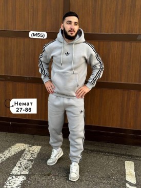 Костюм