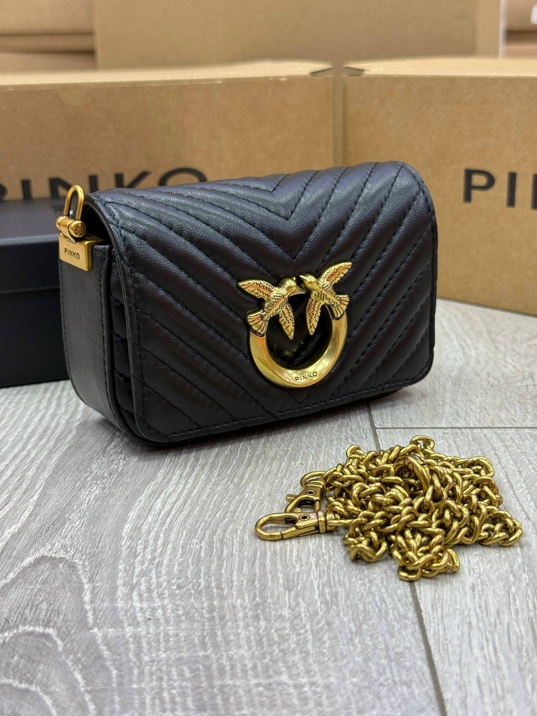 сумка pinko,сумка женская pinko,pinko сумка на плечо,сумка пинко оригинал новая коллекция,сумка pinko натуральная кожа