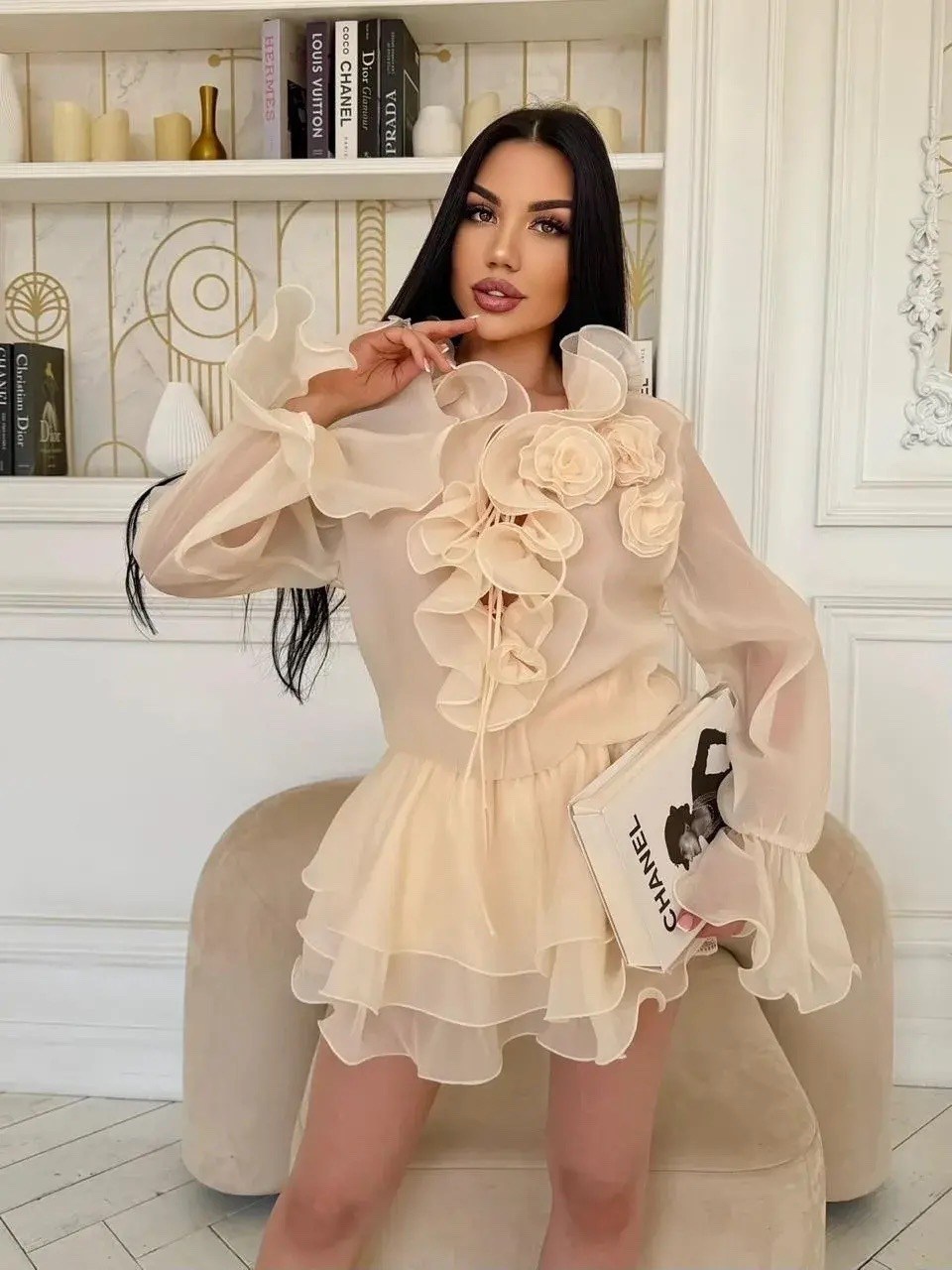модное платье,платья,платье с рюшами,платья мини,модель платья с рюшами