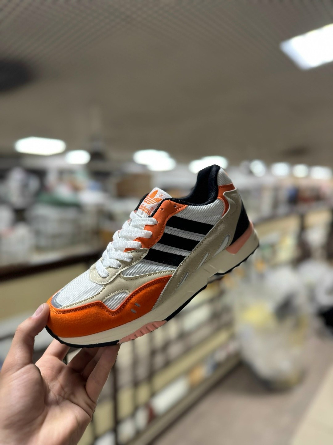 кроссовки и кеды adidas torsion super core white carbon hazy copper,кроссовки унисекс adidas torsion super chalk white hazy copper cream gz9803,adidas torsion super sneakers for men orange,кроссовки a
