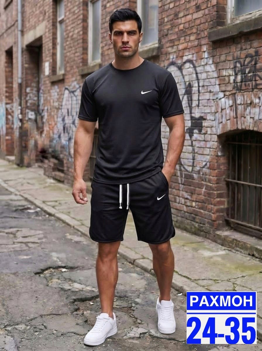 костюм спортивный мужской,костюм для мужчин,спортивные костюм,мужская мода,костюм с шортам