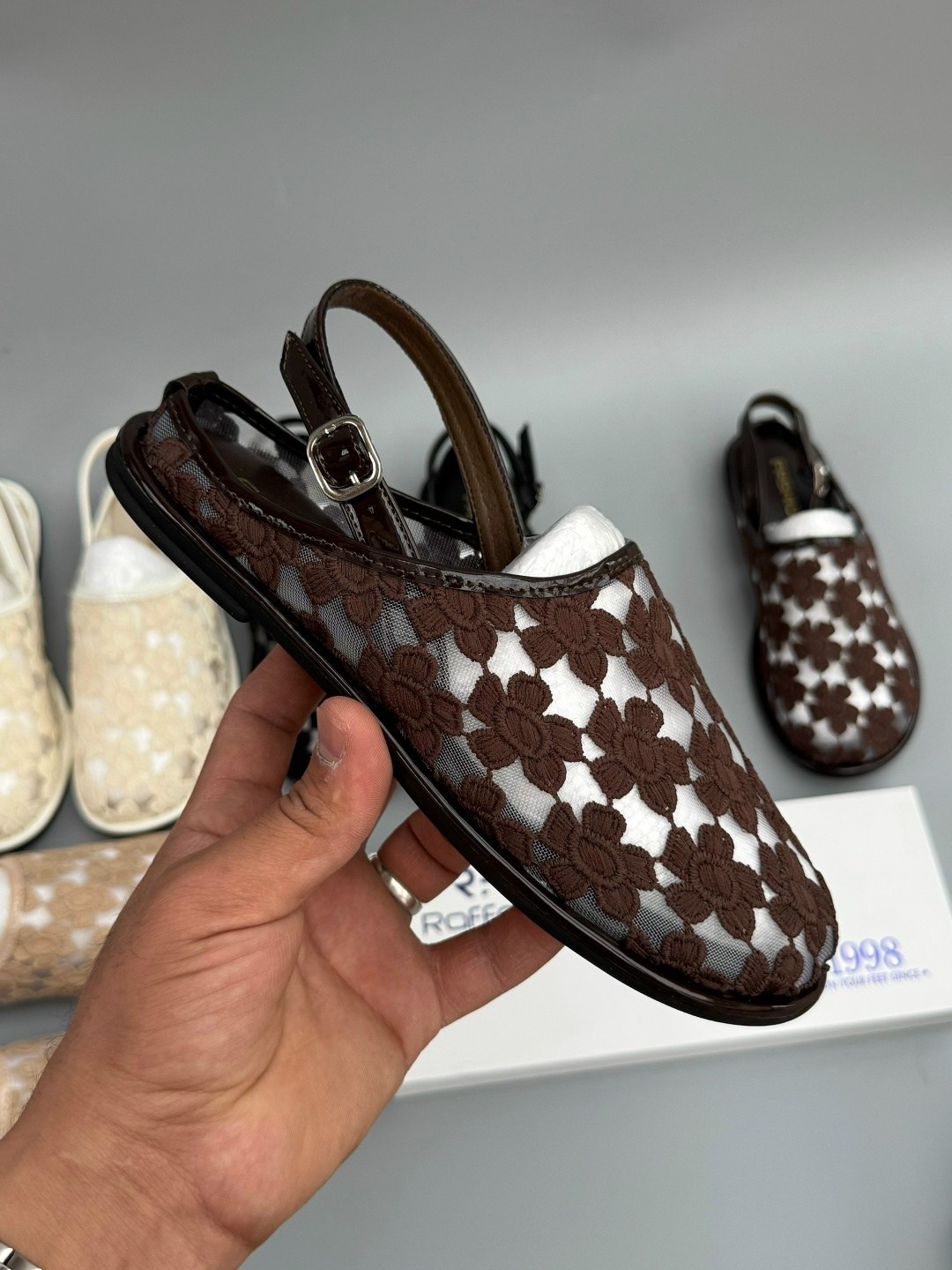 ,мюли louis vuitton,шлепанцы женские louis vuitton,сабо louis vuitton,тапочки гуччи коричневые