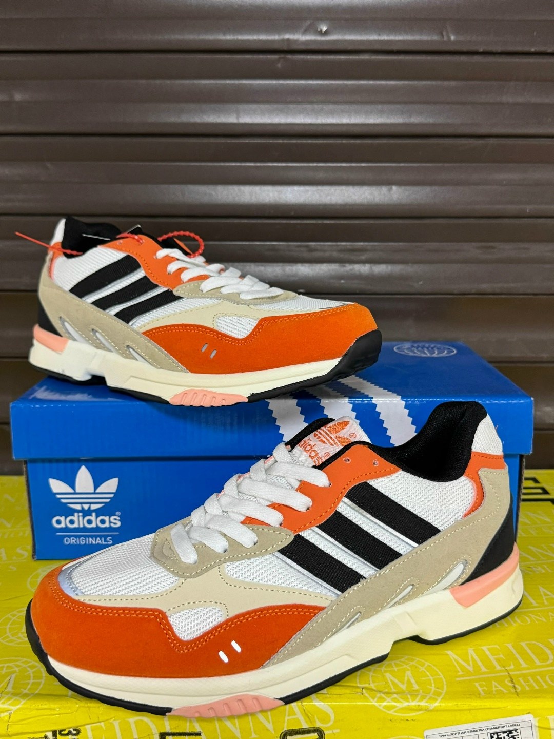кроссовки и кеды adidas torsion super core white carbon hazy copper,кроссовки унисекс adidas torsion super chalk white hazy copper cream gz9803,adidas torsion super sneakers for men orange,кроссовки a