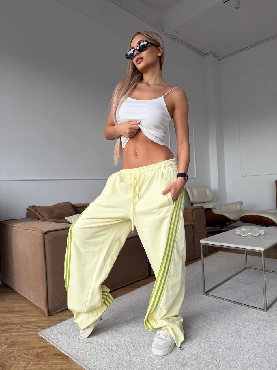 темно-синие спортивные брюки adidas originals adicolor,спортивные штаны adidas originals синий,спортивные штаны adidas originals,спортивные брюки adidas originals,темно-синие спортивные брюки adidas o