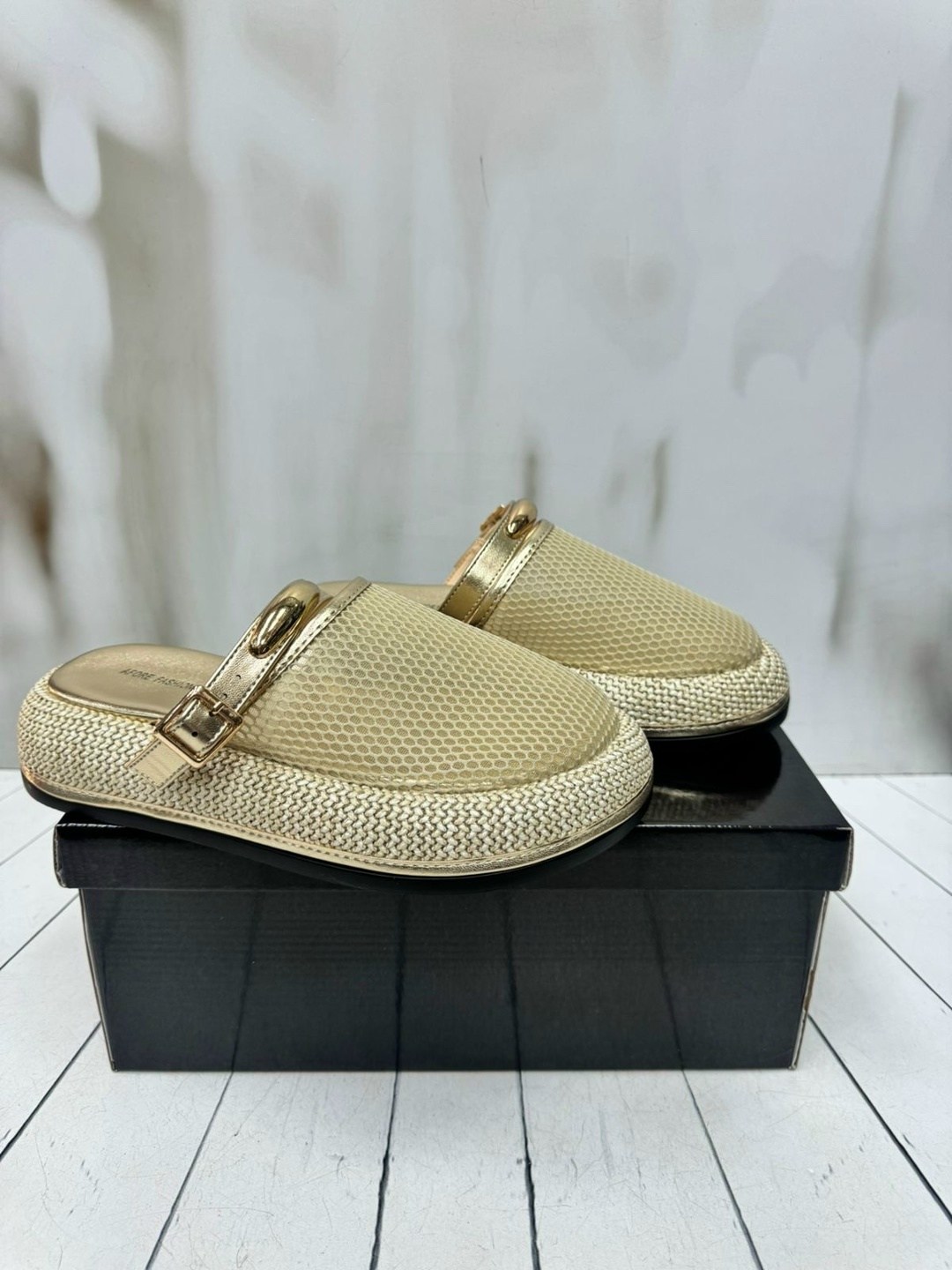 ,шлепки женские,шлепанцы женские,сабо женский,брендовая