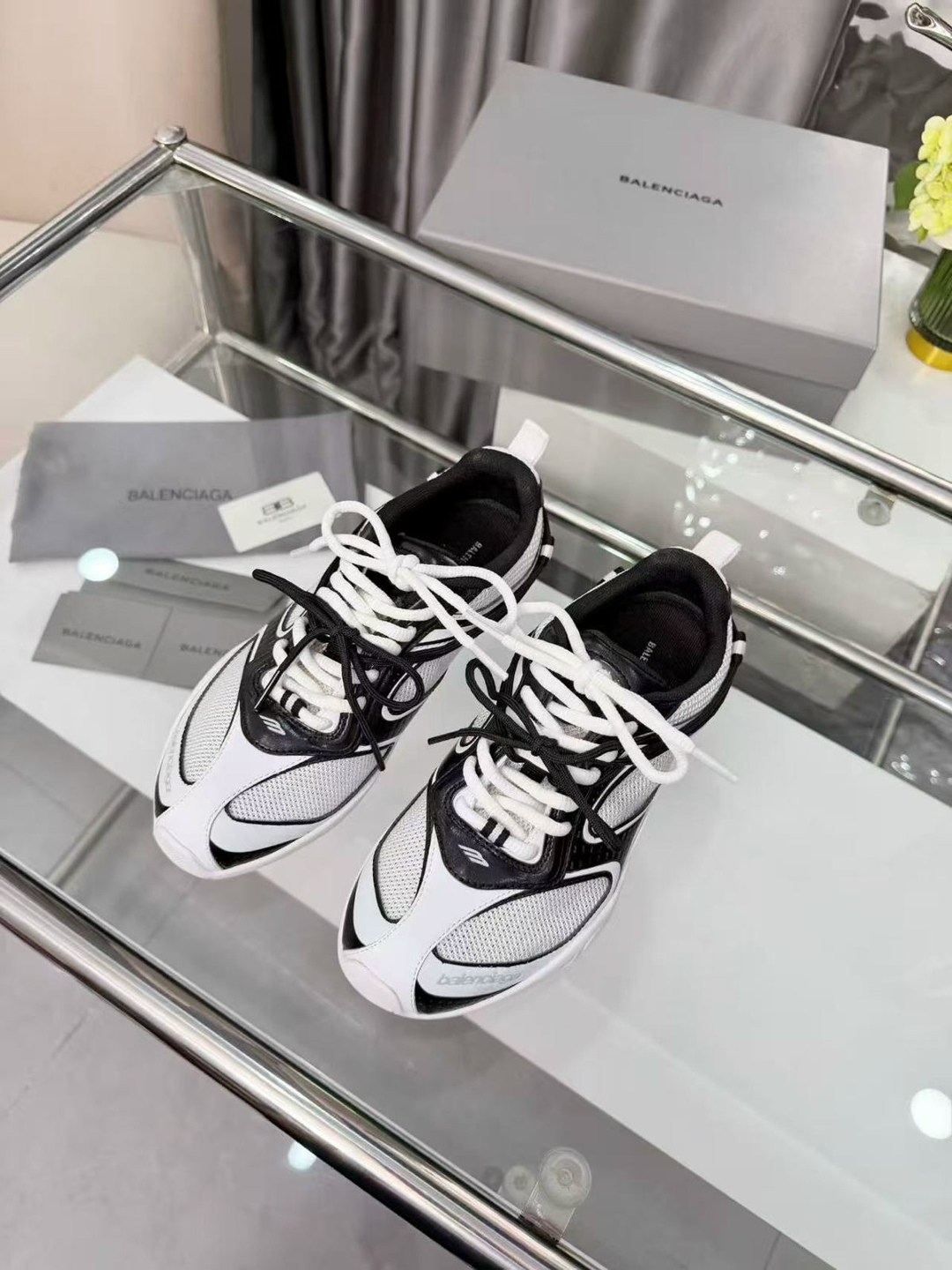 кроссовки женские balenciaga,balenciaga кроссовки,кроссовки balenciaga 3 xl,женские кроссовки balenciaga premium purple,кроссовки женские balenciaga 3xl