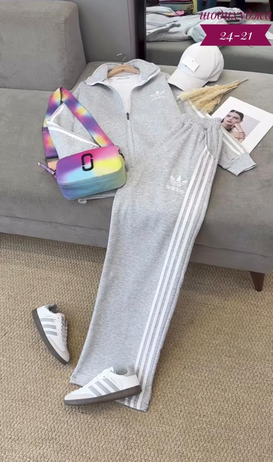 костюм спортивный adidas,костюм адидас,женский костюм адидас,спортивные костюмы адидас,спортивный костюм женский adidas
