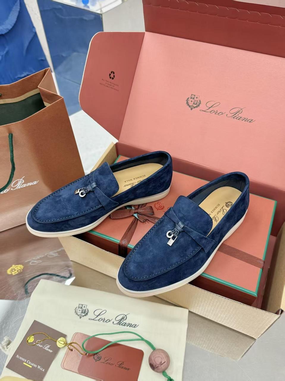 женские лоферы loro piana,,замшевые лоферы loro piana,лоферы loro piana,лоферы женские замшевые