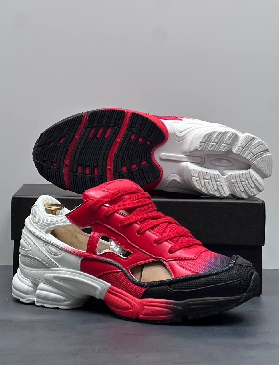 кроссовки adidas raf simons x ozweego replicant 'red halo blue',adidas x raf simons replicant ozweego,массивные кроссовки raf simons x ozweego replicant adidas красный,кроссовки raf simons x ozweego r