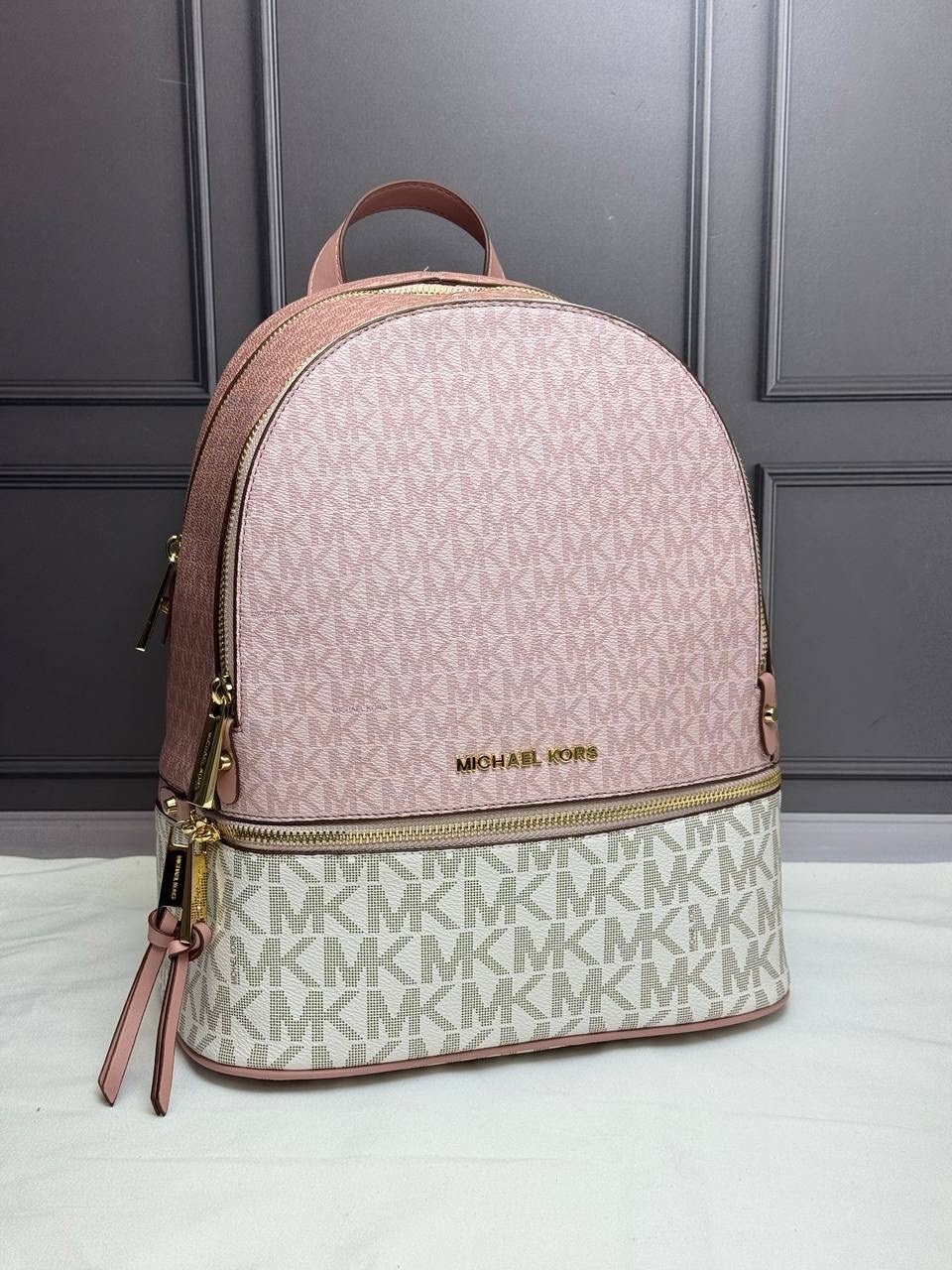рюкзак michael kors,рюкзак женский michael kors,женский рюкзак michael kors коричневый с логотипами,рюкзаки женские michael kors рюкзак michael kors,michael kors рюкзак michael kors