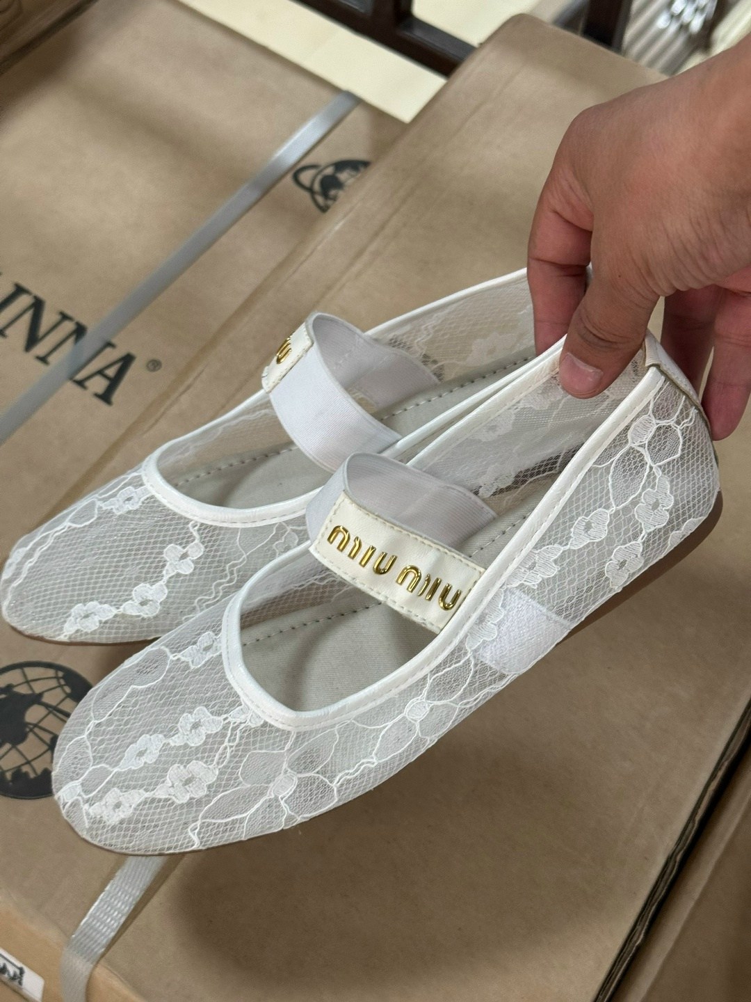 ,модные тапочки,gucci тапки,шлепки gucci женские,мюли гуччи