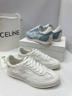 Кроссовки