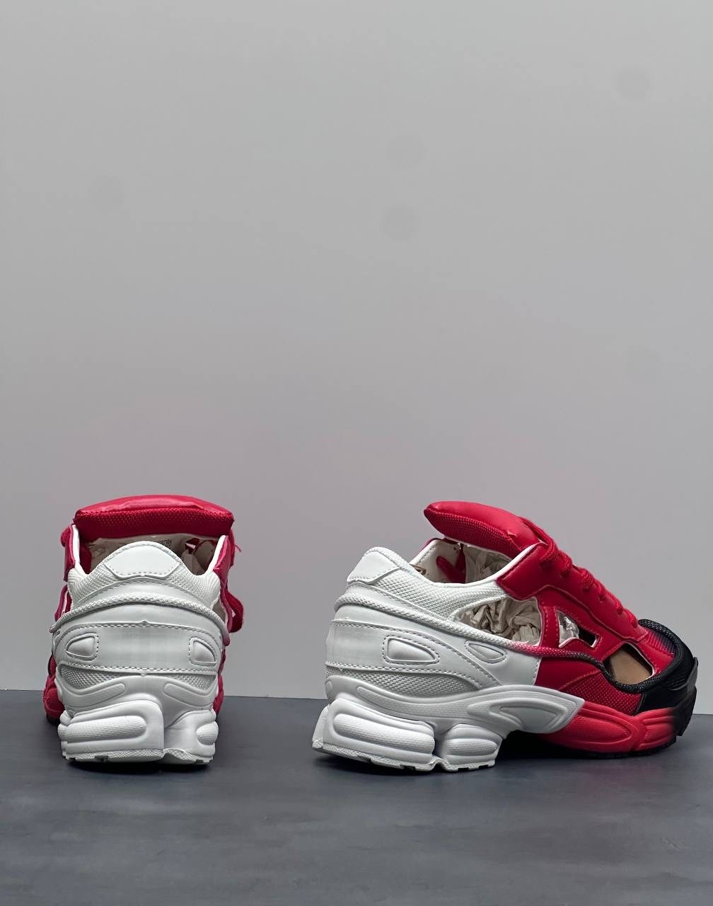 кроссовки adidas raf simons x ozweego replicant 'red halo blue',adidas x raf simons replicant ozweego,массивные кроссовки raf simons x ozweego replicant adidas красный,кроссовки raf simons x ozweego r