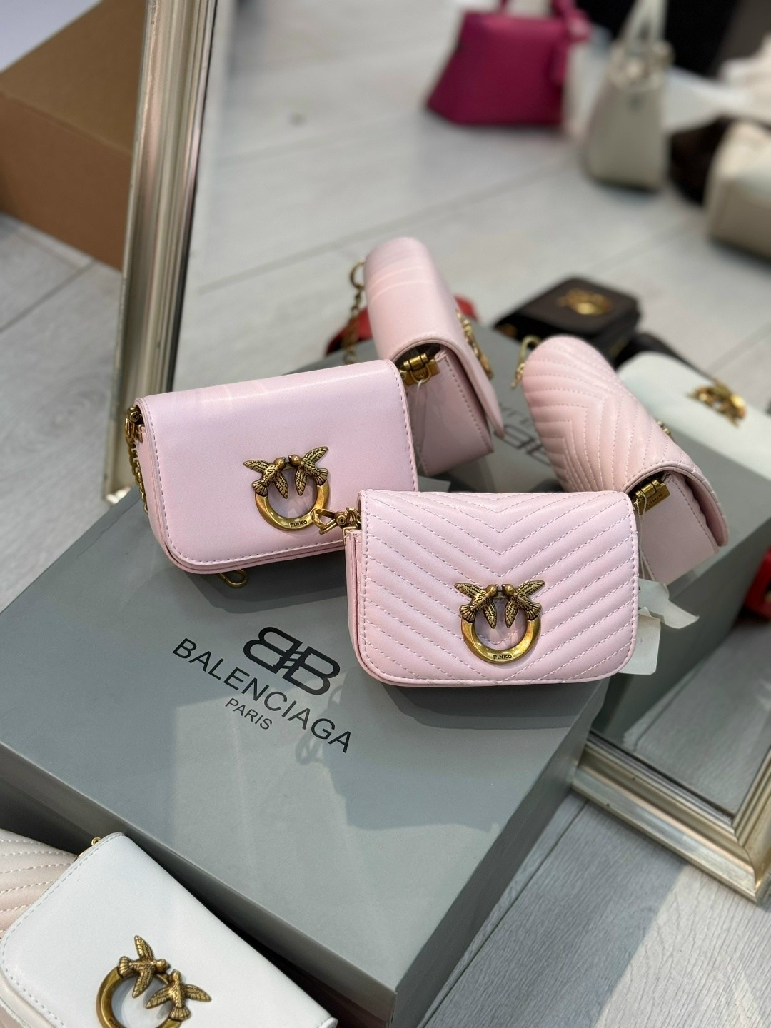 сумка pinko,сумка женская pinko,кожаная сумка pinko,pinko сумка на плечо,сумочки