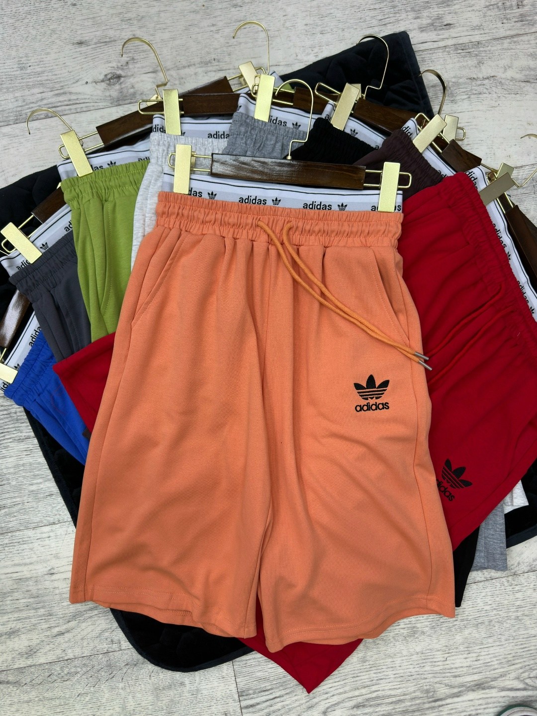 adidas originals adidas,шорты мужские adidas,оранжевые шорты адидас,шорты adidas originals,шорты adidas