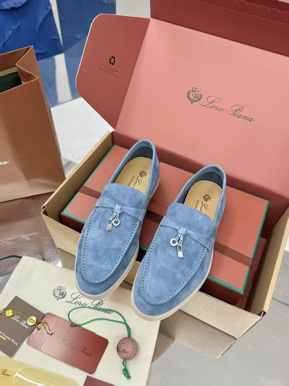 женские лоферы loro piana,,замшевые лоферы loro piana,лоферы loro piana,лоферы женские замшевые