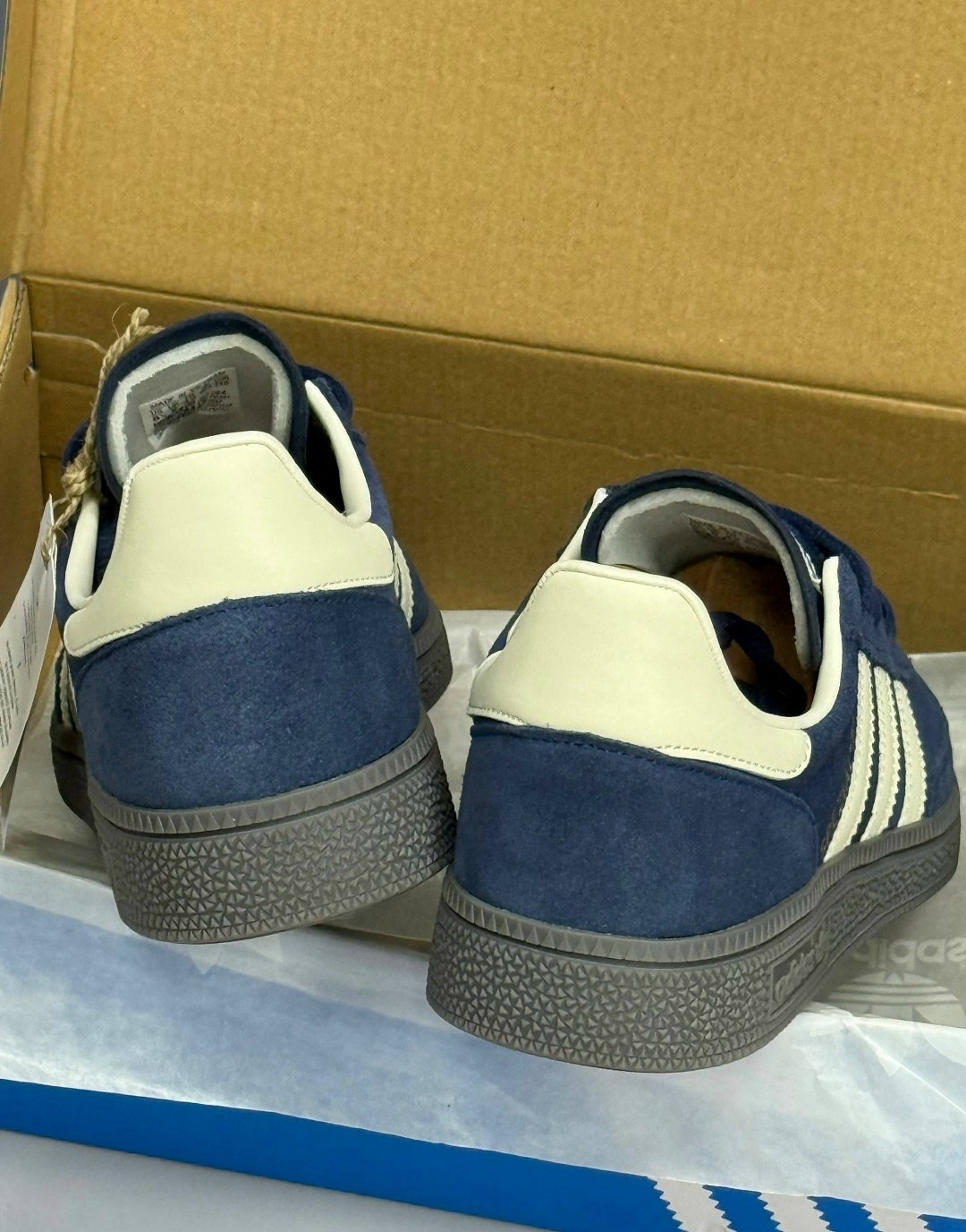 adidas handball spezial,adidas originals handball spezial,детские кроссовки handball spezial j adidas originals темно-синий,кроссовки adidas,кроссовки adidas spezial