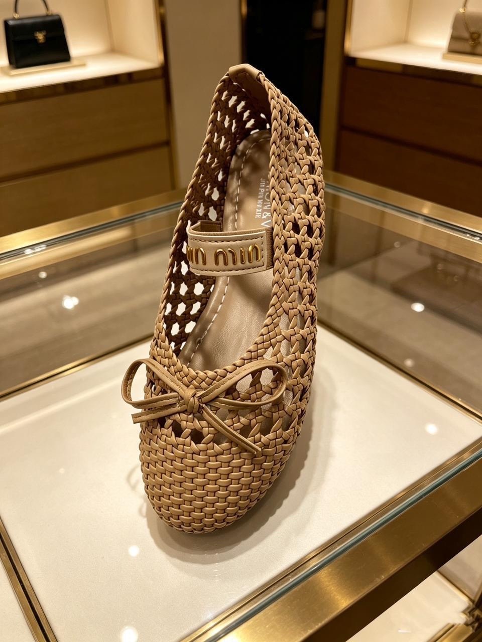 ,женская ,балетки miu miu,балетки,женские балетки