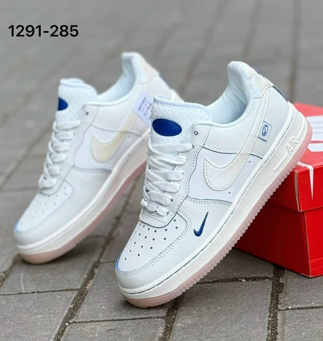 кроссовки,кроссовки базовые,кросcовки nike air force 1,кроссовки мужские женские,спортивная