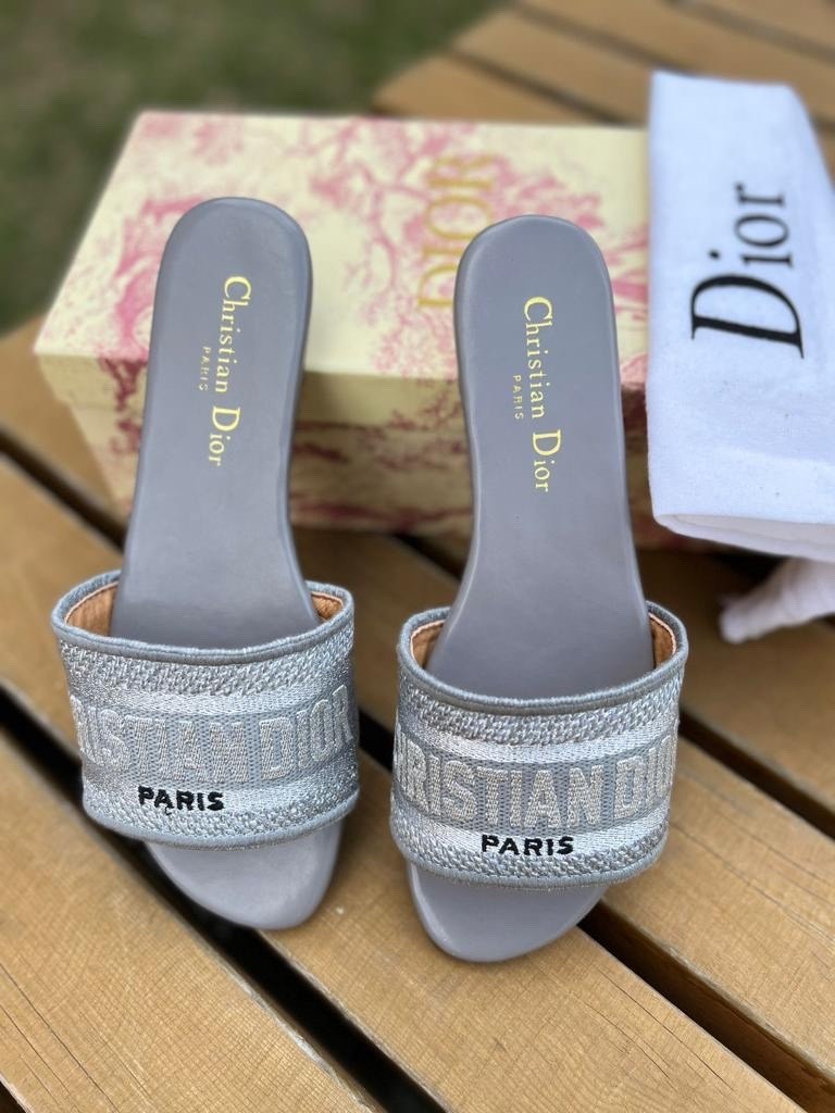 шлепанцы женские кристиан диор,шлепанцы christian dior,шлепанцы кристиан диор,женские шлепанцы,шлепки диор женские