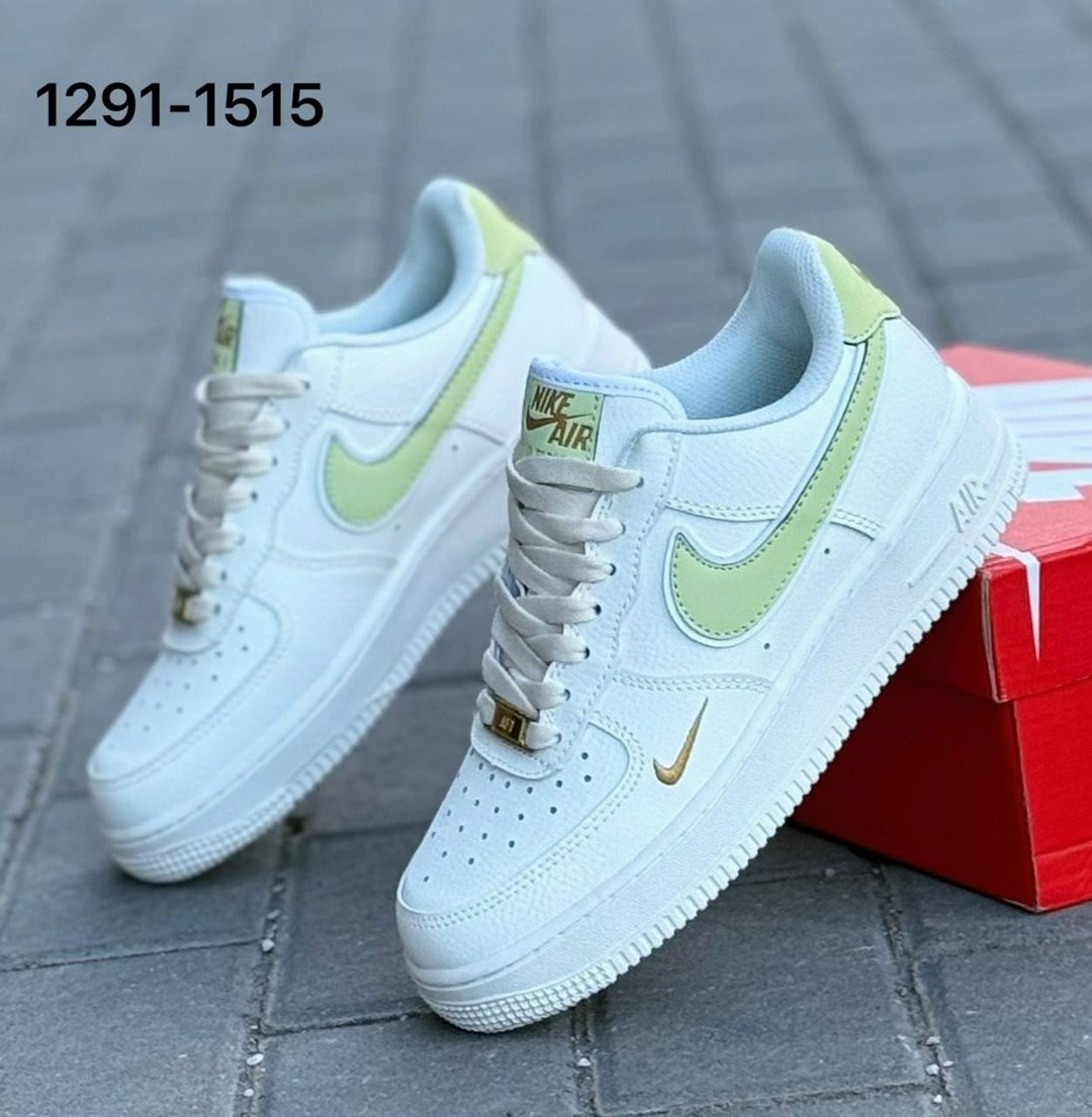 кроссовки,кроссовки базовые,кросcовки nike air force 1,кроссовки мужские женские,спортивная