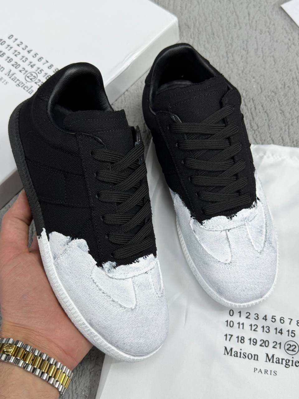 кроссовки maison margiela replica,кроссовки maison margiela,кроссовки maison margiela replica paint splatter sneakers белый,кроссовки replica maison margiela черные,кроссовки maison margiela replica '
