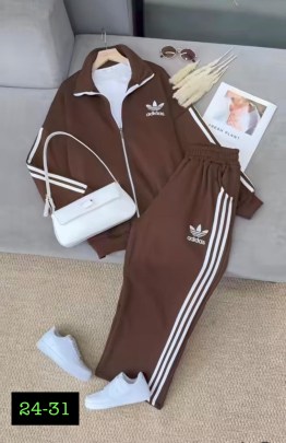 Костюм