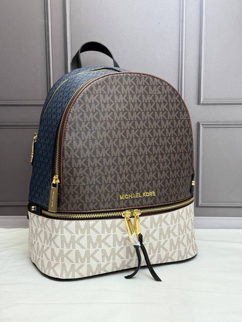 рюкзак michael kors,рюкзак женский michael kors,женский рюкзак michael kors коричневый с логотипами,рюкзаки женские michael kors рюкзак michael kors,michael kors рюкзак michael kors
