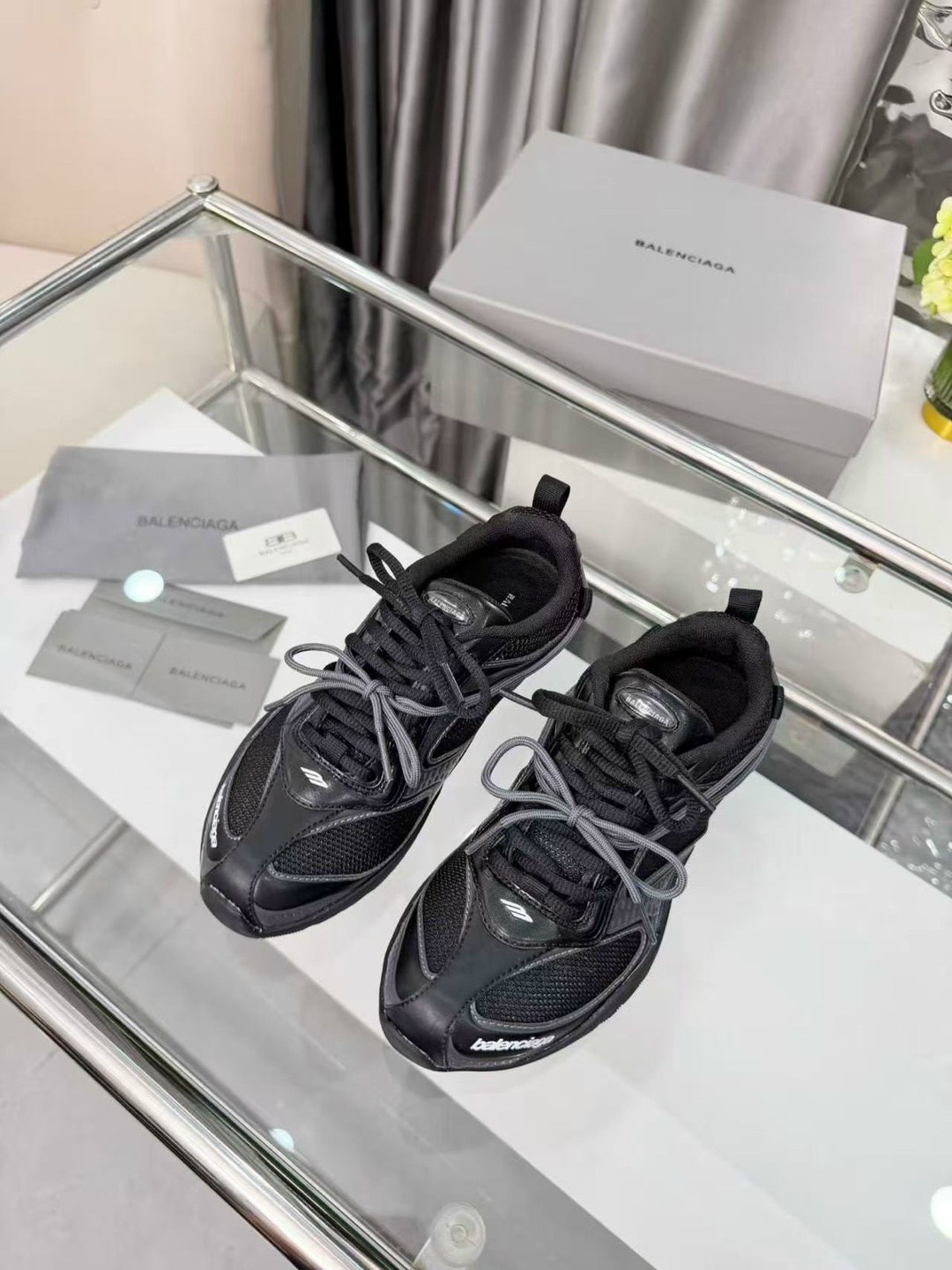 кроссовки женские balenciaga,кроссовки balenciaga,баленсиага кроссовки черные track,кроссовки баленсиага черные,кроссовки balenciaga track