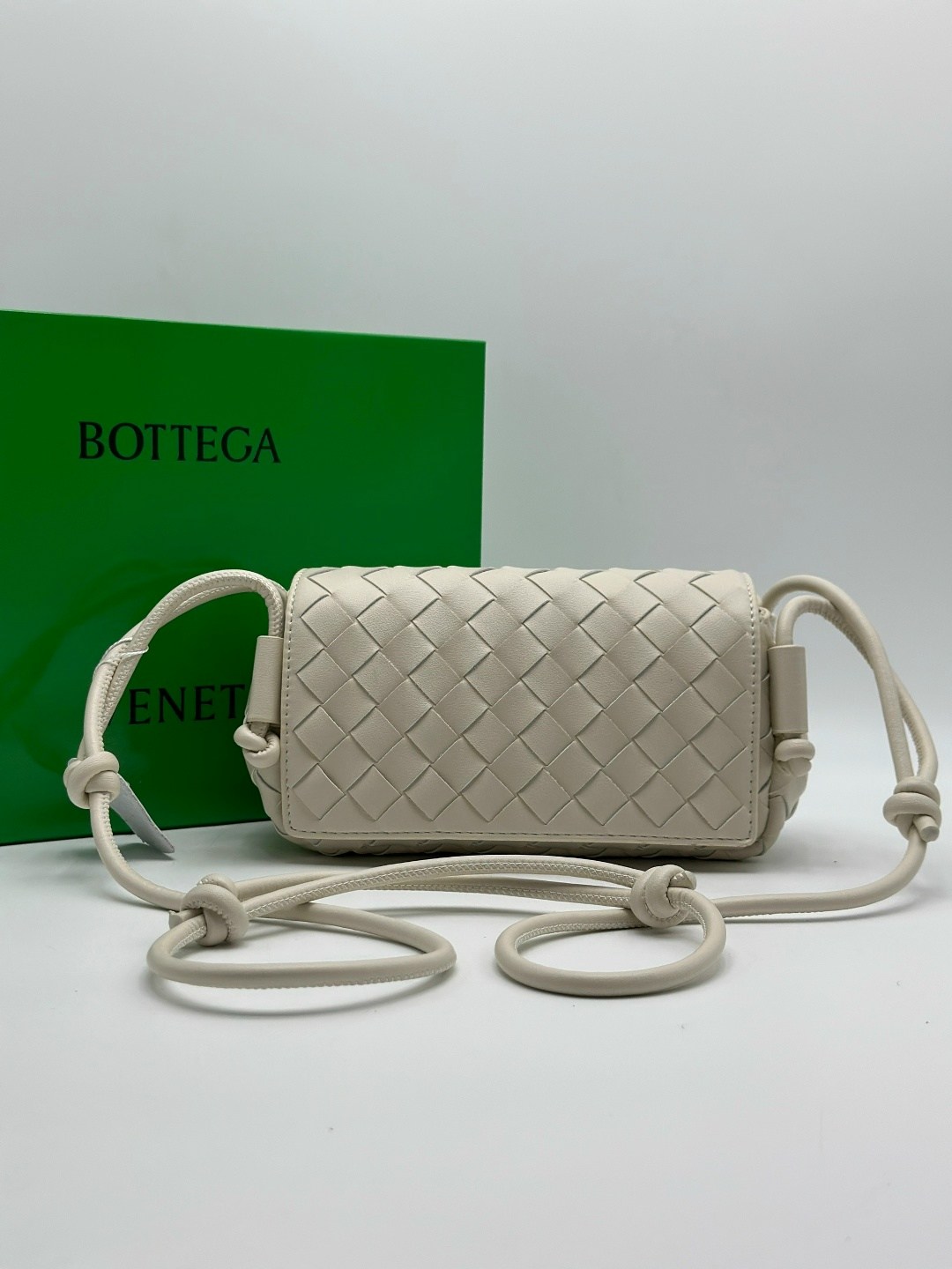 женская сумка bottega veneta,сумка bottega,сумка bottega veneta,bottega veneta сумка на плечо,сумка женская bottega