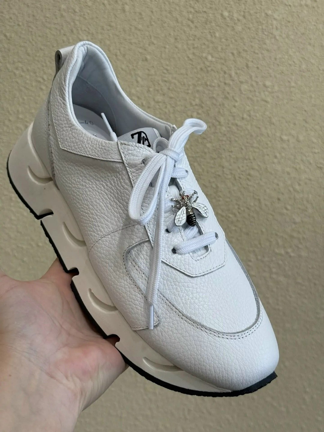 кроссовки brunello cucinelli,maison margiela retro runner,кроссовки женскиe,,замшевые кроссовки brunello cucinelli