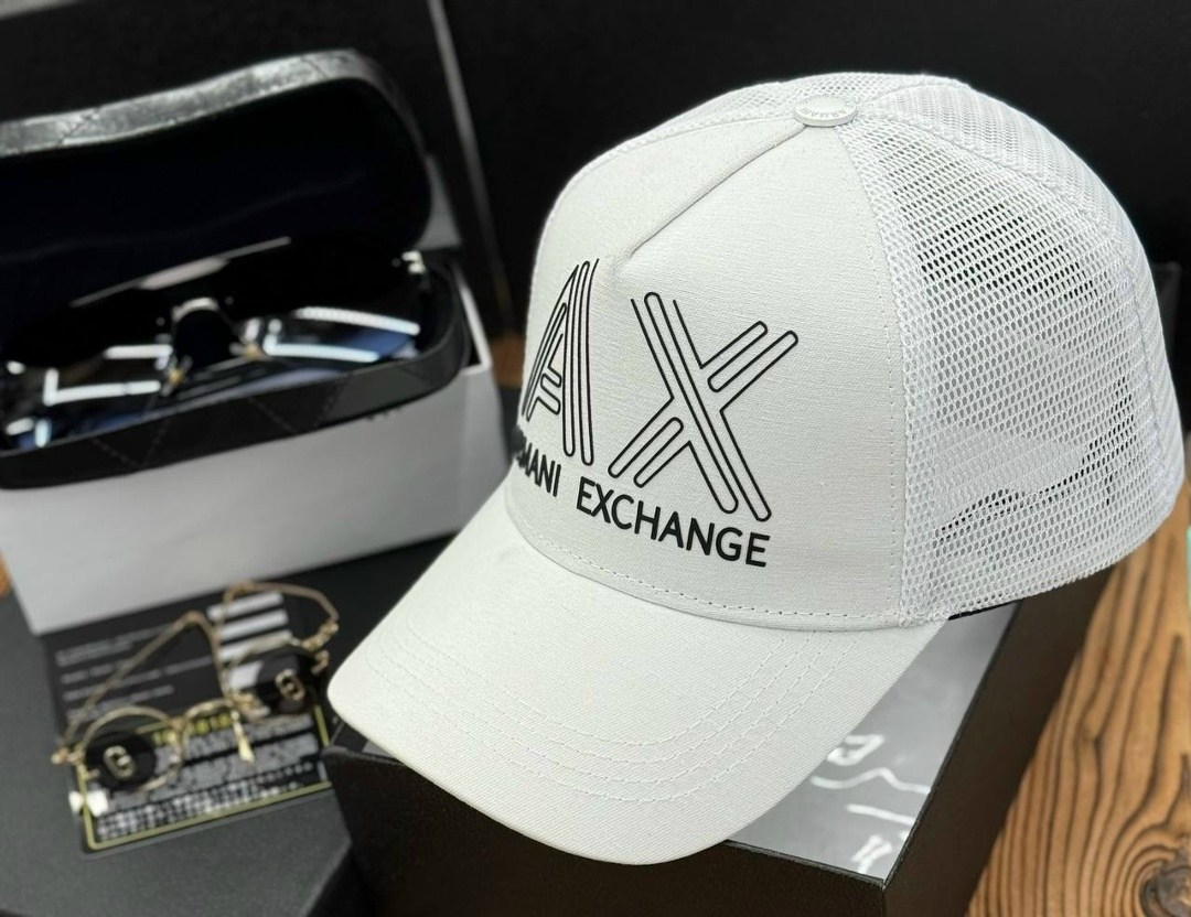 кепка армани exchange мужские,кепки армани эксчендж мужские,кепка армани,бейсболка armani exchange,бейсболка кепка