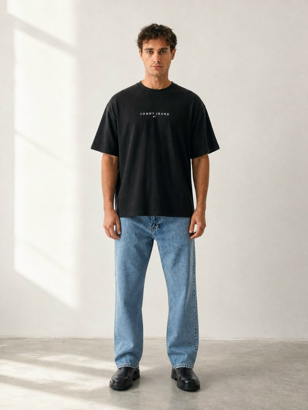 tommy hilfiger мужская футболка,футболки мужские,футболки базовая,футболки tommy hilfiger,футболки для мужчин