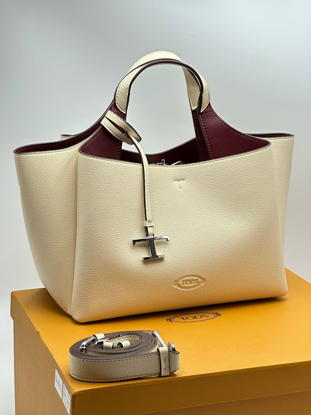 сумка,сумка женская tods,сумки женские брендовые,сумка женская,сумка женская брендовая