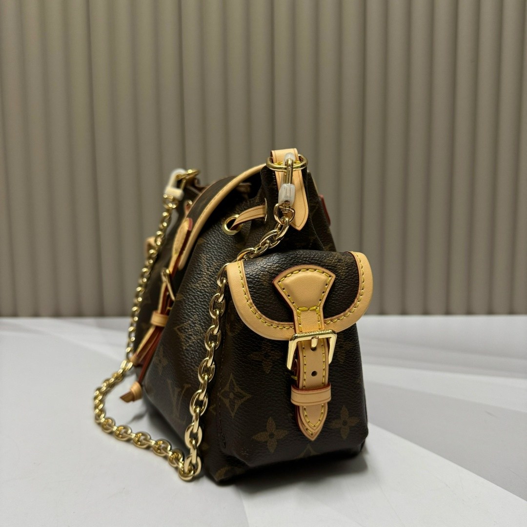 louis vuitton сумка,женская сумка louis vuitton,луи виттон сумка,сумка,louis vuitton рюкзак
