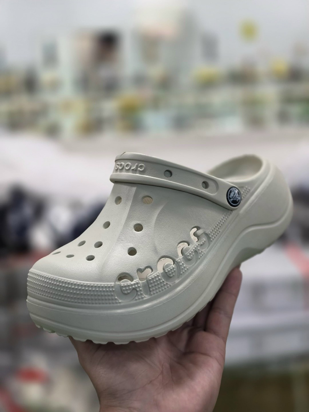 crocs classic clog,сабо crocs classic crush clog,crocs sarah clog,,сабо crocs
